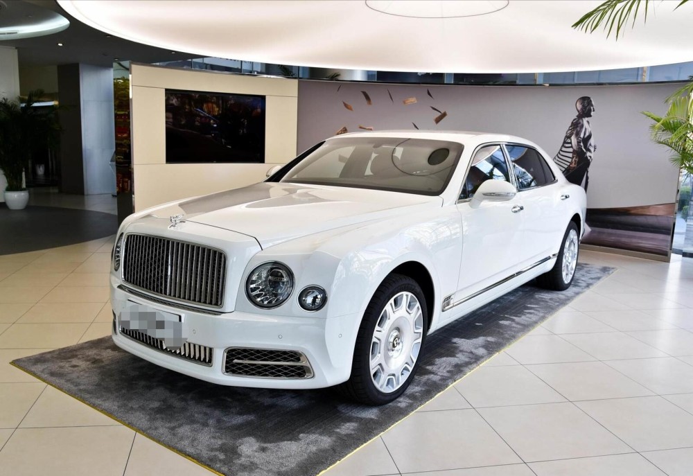 2021款宾利慕尚来袭,新车标 8缸动力,内饰豪华不输新款奔驰s级