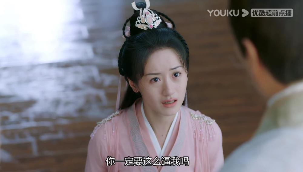 琉璃美人煞|琉璃美人煞：昊辰偷袭司凤，被司凤以镇狱神刀重创，结局被战神断臂