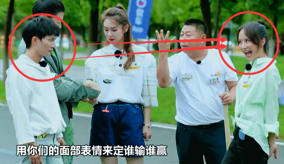 周深|周深被女嘉宾内涵身高，他的反应暴露明星的真实素质
