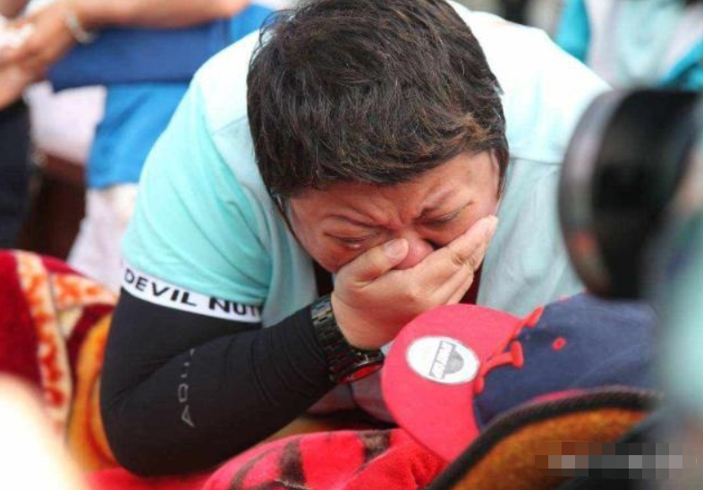 韩红|基金会被人举报后，韩红罕见亮相，瘦了？
