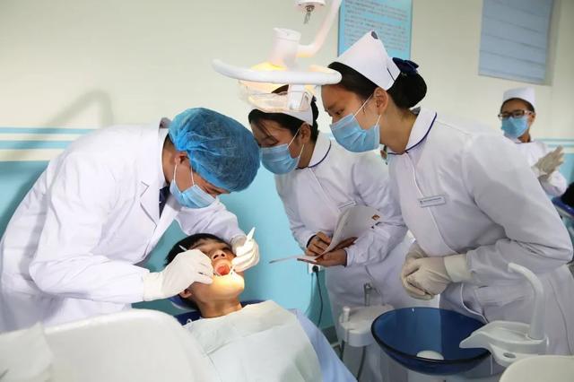 【口腔修复工艺】-专业解读·读医学首选·石家庄北方医学!