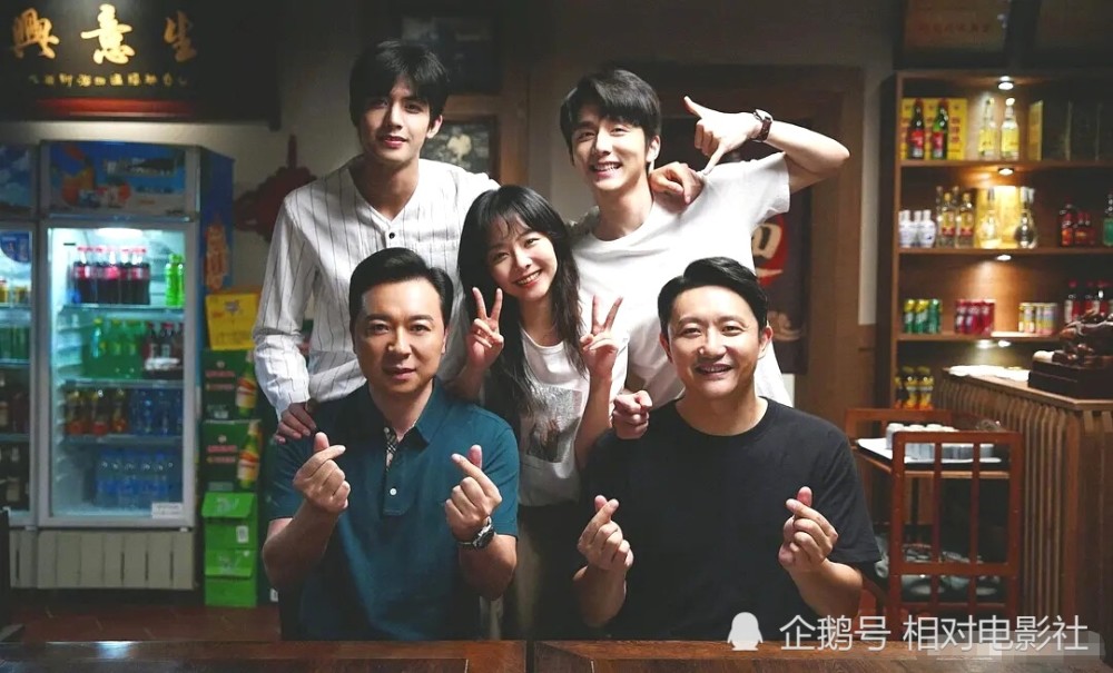 亲爱的自己|《亲爱的自己》首播收视夺冠！整体质感优异，朱一龙表现不俗