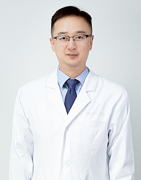 人医力量金牌名医中国科学院大学重庆医院老年病科主任医师张劼