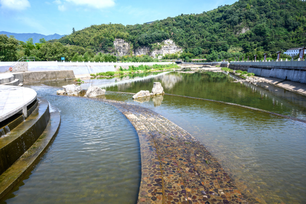 上虞陈溪有个"网红河坝",藏在山水间的避暑胜地,是你家乡吗?