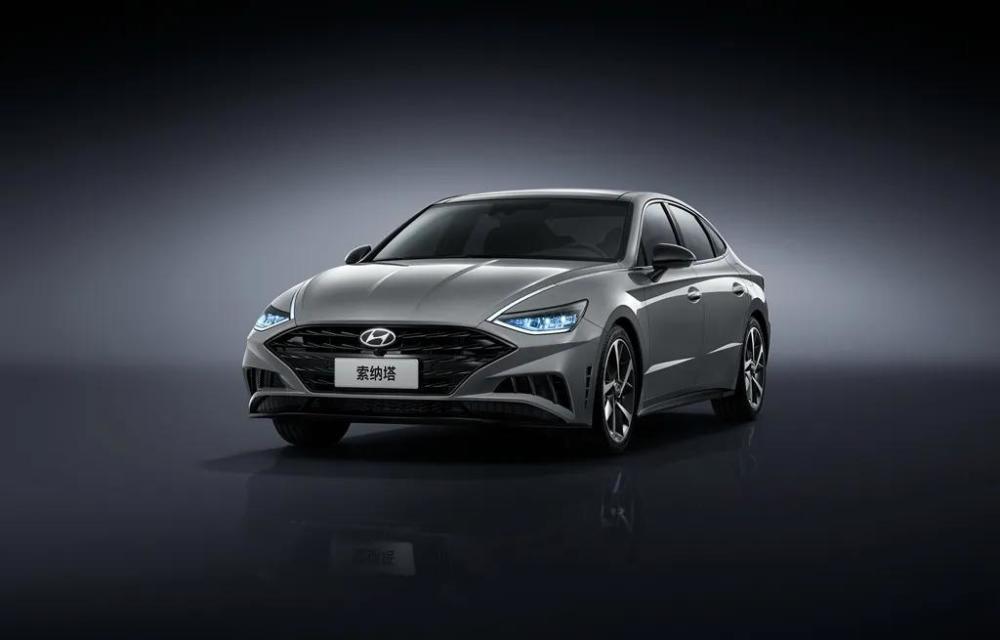 同样花万 但只有第十代索纳塔能把配置 选满 腾讯新闻