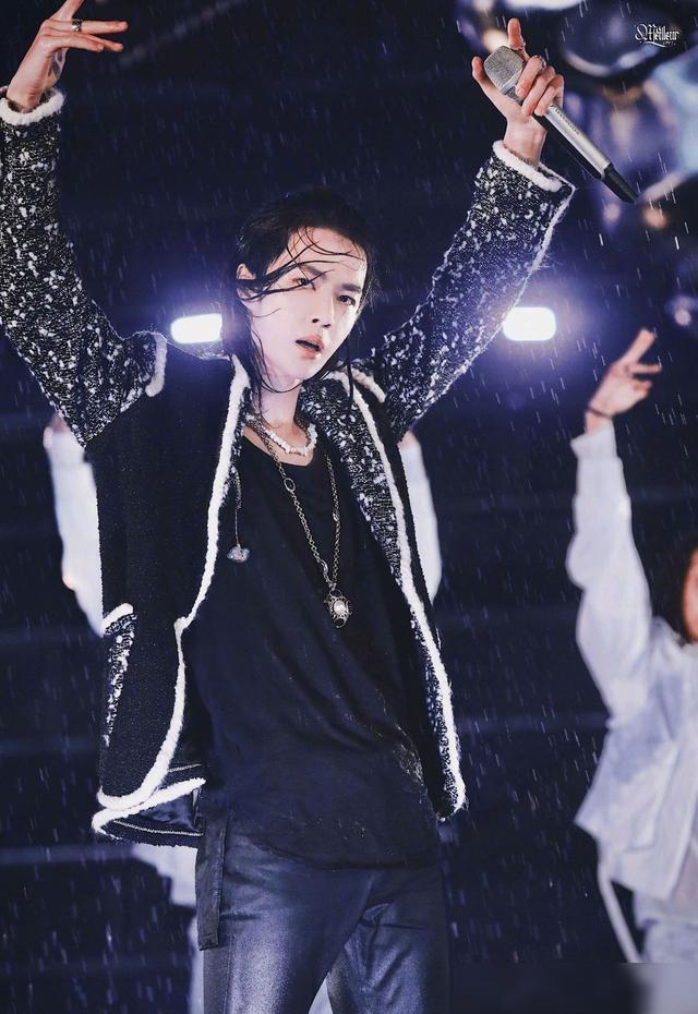 这!就是街舞|这！就是街舞，什么神仙综艺？易烊千玺圈粉，今年王一博惹注目