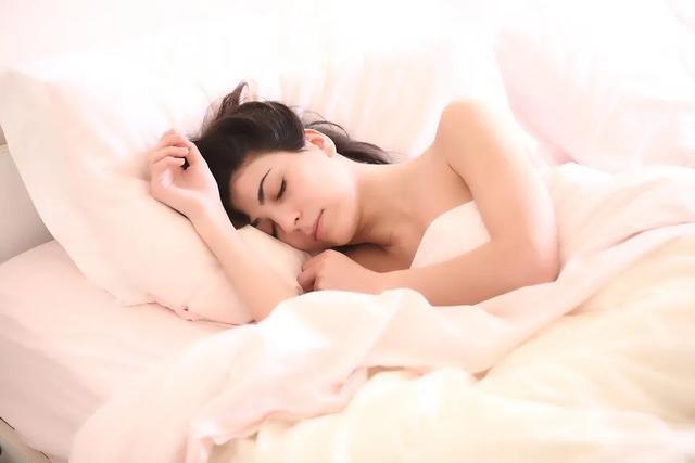 欧洲心脏病学会|【星医百】午睡多久为宜？超过这个时间，死亡风险大幅上升