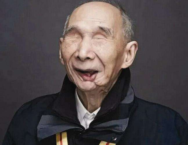 陕西盲女杀夫案19岁惨遭男友挖眼26岁因家暴杀了丈夫