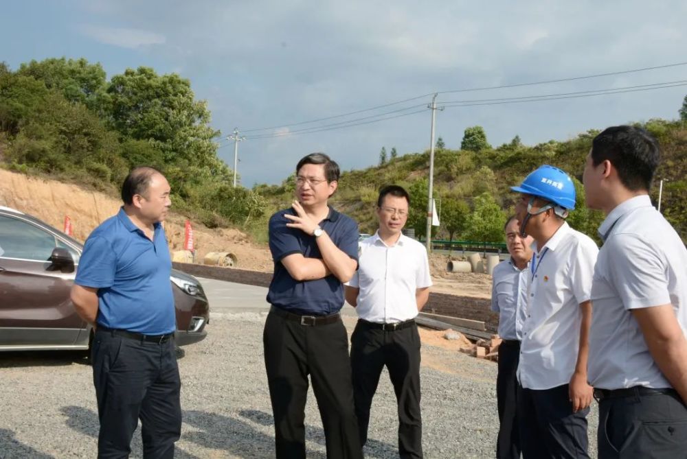 副市长徐绍荣主持召开西绕城和宜遂高速公路项目建设推进会