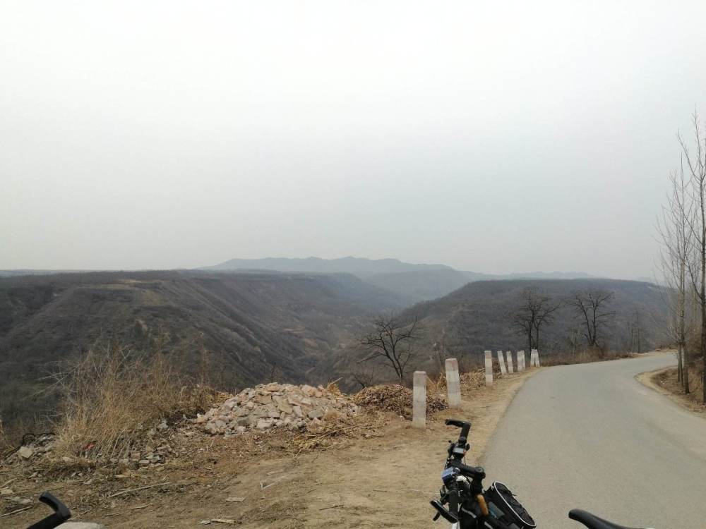 考古学|考古剧透：不靠科技仪器，考古人如何判断墓葬年代和墓主族属？