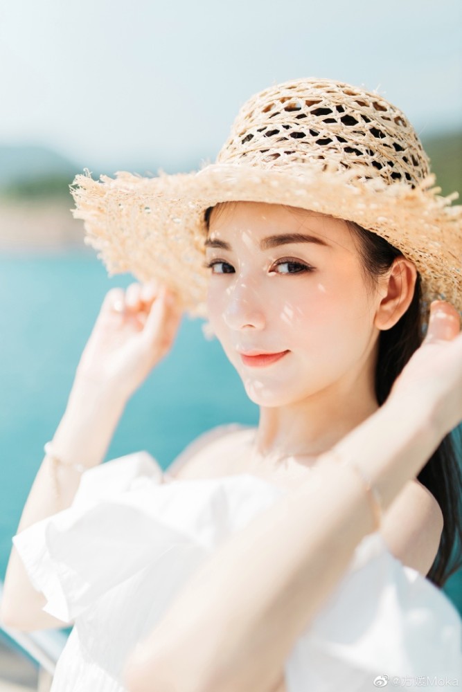 方媛|方媛懒理离婚传言晒美图心情大好，郭富城点频频赞力证两人恩爱如初