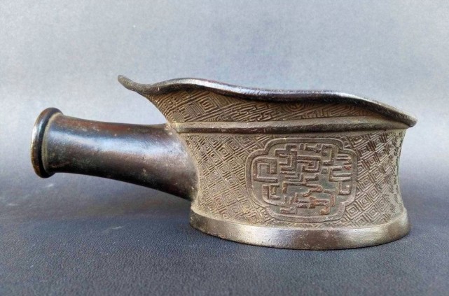 在没有洗衣液洗衣粉的古代,古人是怎么清洗衣服和保养衣服的呢?