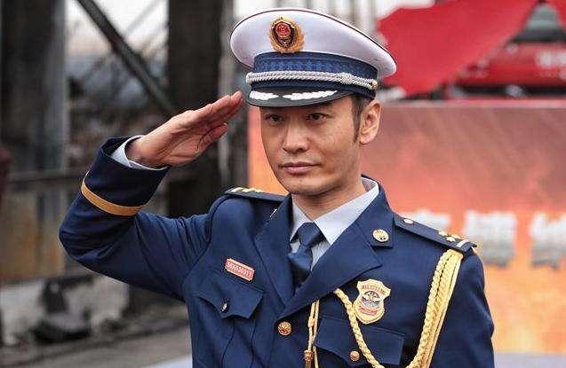 黄晓明|黄晓明揽客遭遇滑铁卢，赵丽颖出面力挽狂澜，谁更有国民度？