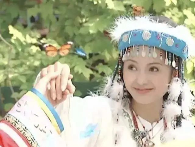 还珠格格|还珠女演员，是章子怡同学，成就最美香妃，却在25岁英年早逝