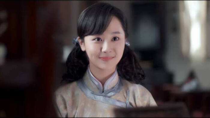 杨紫|杨紫解锁新身份，担任“民法典普法大使”传播正能量，这才是榜样