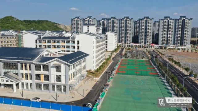 记者带您探访隆安县第五中学建设进展情况!_腾讯新闻