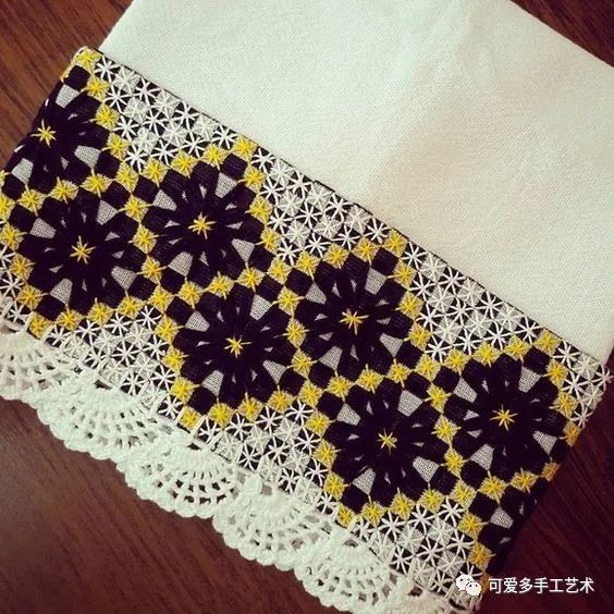 十字绣|一块格子布换个方式来刺绣，再普通的用品改造完都让人大呼惊艳！