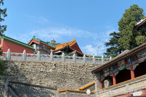 北京|国内有个屋外花园景点，名称独特客如织，老北京人拜佛祈福圣地！
