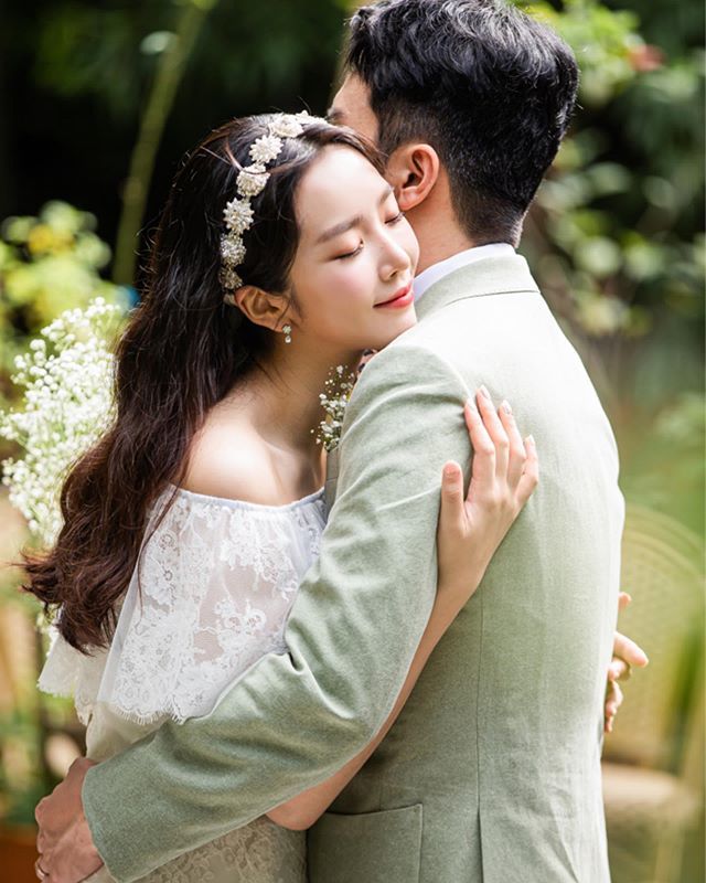 34岁裴涩琪与富商男友闪婚,相恋仅3月,曾和薛之谦,筷子兄弟合作