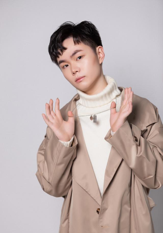 第三位寂然,他作为虎牙王者荣耀板块当中为数不多的仅18岁的游戏主播