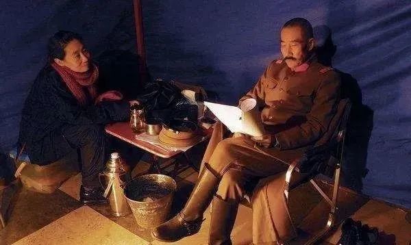 李雪健|李雪健拿片酬60万，小鲜肉不服，觉得自己4000太少！