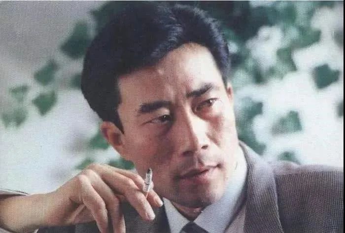 李雪健|李雪健拿片酬60万，小鲜肉不服，觉得自己4000太少！