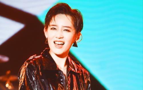 李斯丹妮|岳云鹏节目再翻车！当众吐槽李斯丹妮腿粗不适合跳舞，对方回应显涵养