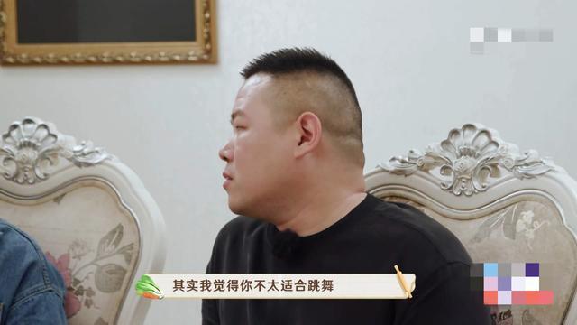 李斯丹妮|岳云鹏节目再翻车！当众吐槽李斯丹妮腿粗不适合跳舞，对方回应显涵养