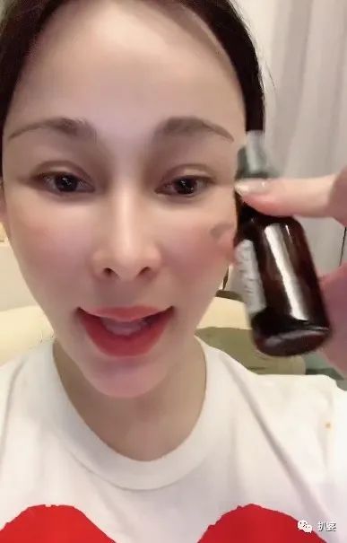 温岚|长得像萧亚轩，但她的脸却崩得更狠，可惜了