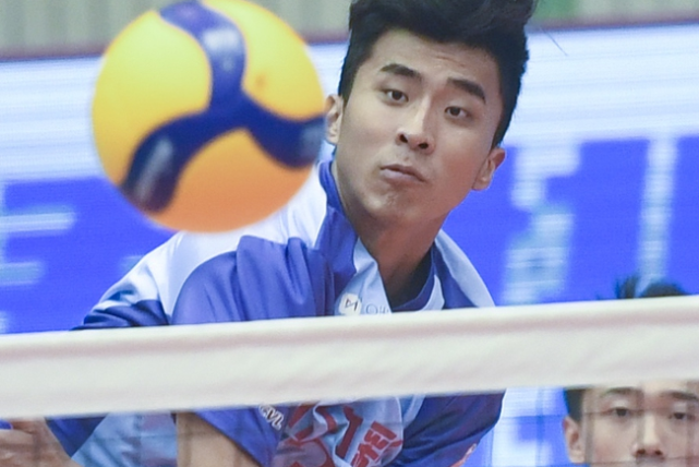 得分方面,山东队的翟德军12分,张东政9分,高状8分,耿鑫8分,季道帅5分.