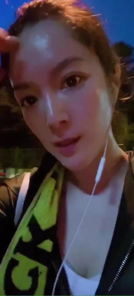 苟芸慧|苟芸慧冻卵后未充分休息，跑步时面无血色几乎休克，差点危及生命