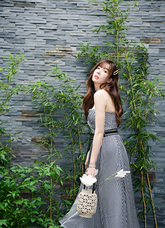 周韦彤|太想红？周韦彤直播制造八卦后，又发文怒斥网友“编造八卦”