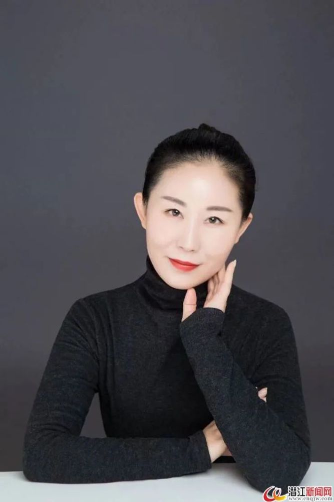 秦丽霞|秦丽霞：把自己“打破揉碎”，融进每一个角色里