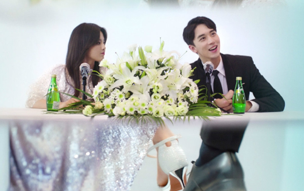 仲夏满天心|《仲夏满天心》首播，剧情浮夸，许魏洲演技差，杨超越毫无超越