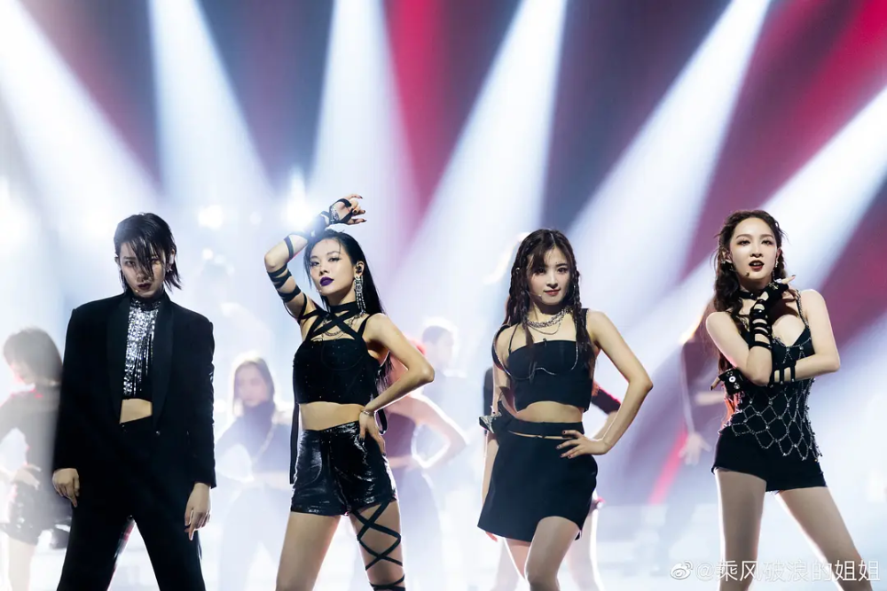 乘风破浪的姐姐|姐姐、乐队、街舞…暑期综艺爆款制造者都是老江湖