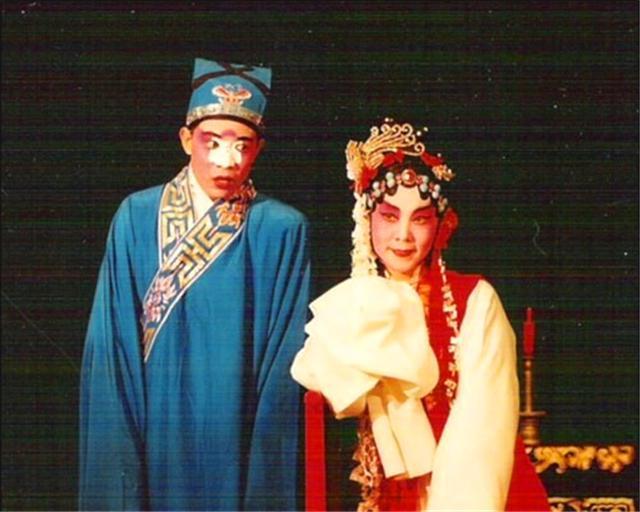 洪雪飞|阿庆嫂扮演者洪雪飞：52岁命丧新疆山沟，丈夫以别样方式怀念