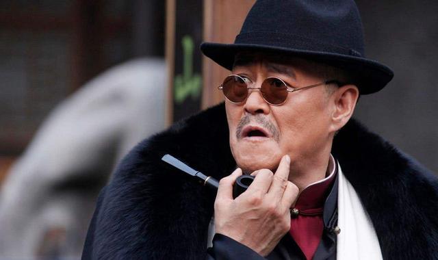 赵本山|63岁赵本山近况曝光！满头白发步履蹒跚，带赵家班再拍《刘老根》