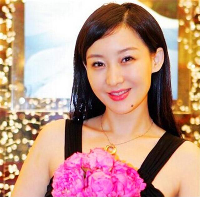 孙楠|50岁的买红妹，离开孙楠后，重新找回自我，活出自己的人生