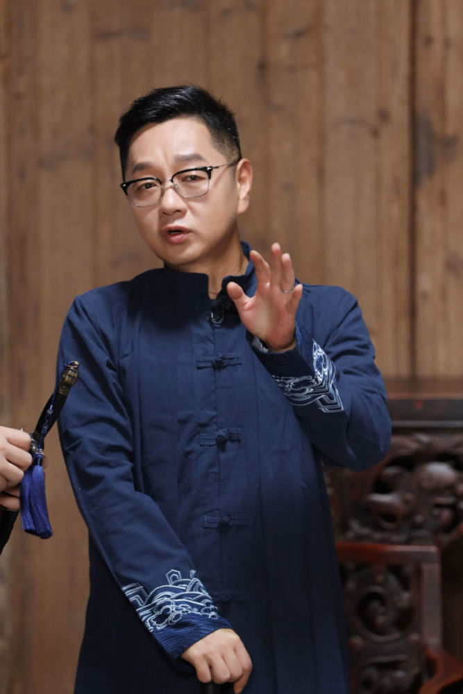 龙泉青瓷|在美丽的浙江山城龙泉，徐璐遇到了什么“险情”？