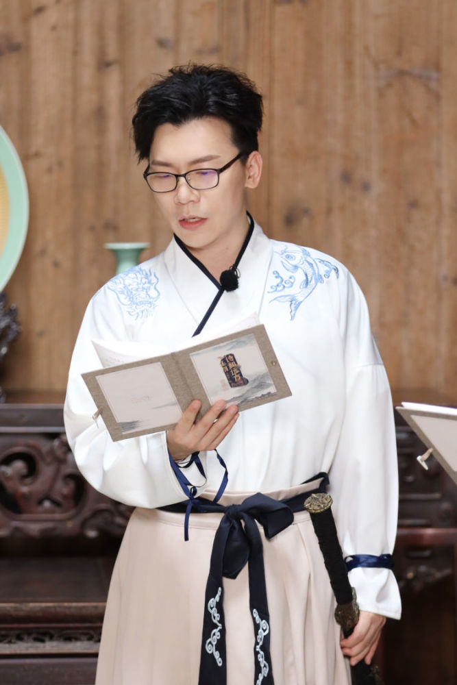 龙泉青瓷|在美丽的浙江山城龙泉，徐璐遇到了什么“险情”？