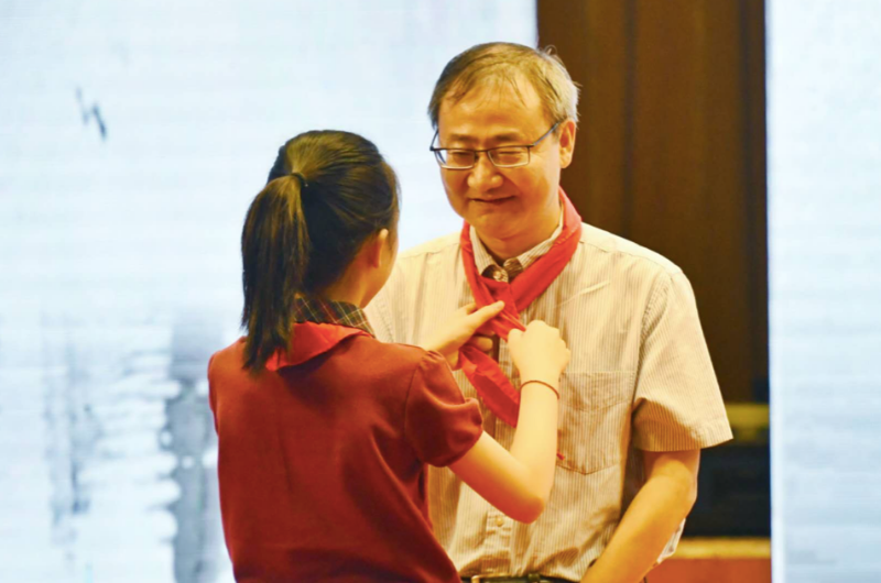 教育|十八中开学典礼上，疫情防控专家成了最受欢迎的人