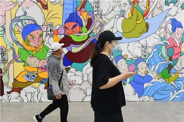 文那|造神女孩文那，用一支画笔让众神在国贸CBD上班了