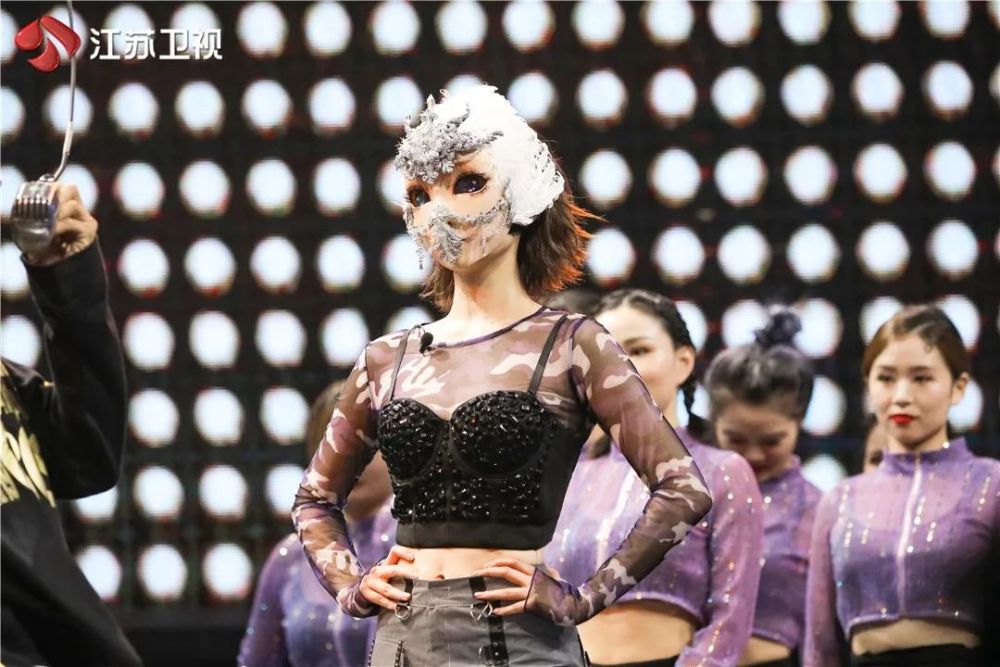 蒙面舞王舞力升级放狠话环节都是来真的