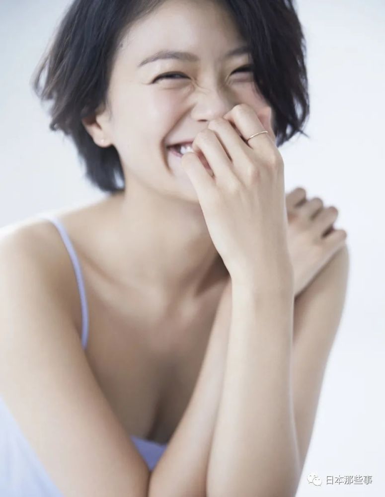 荣仓奈奈|他们的二胎宝宝要来啦！