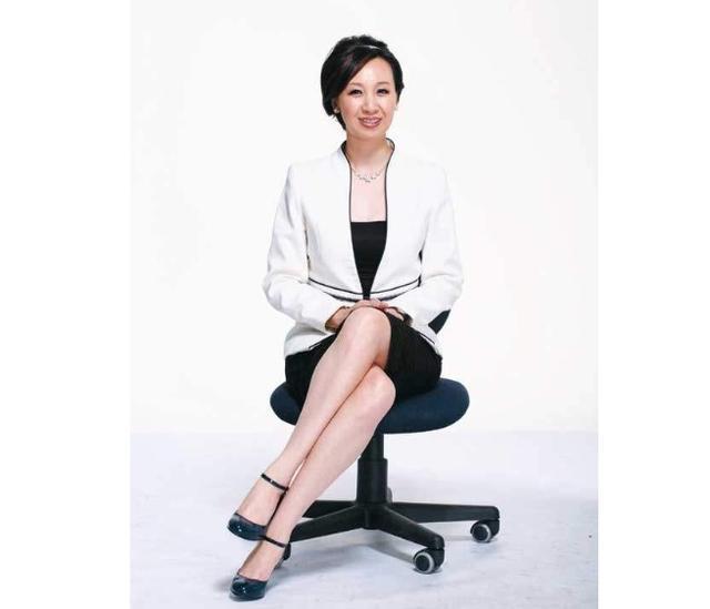 从坐姿看爱情运势智慧线有两条的寓意富贵痣的位置