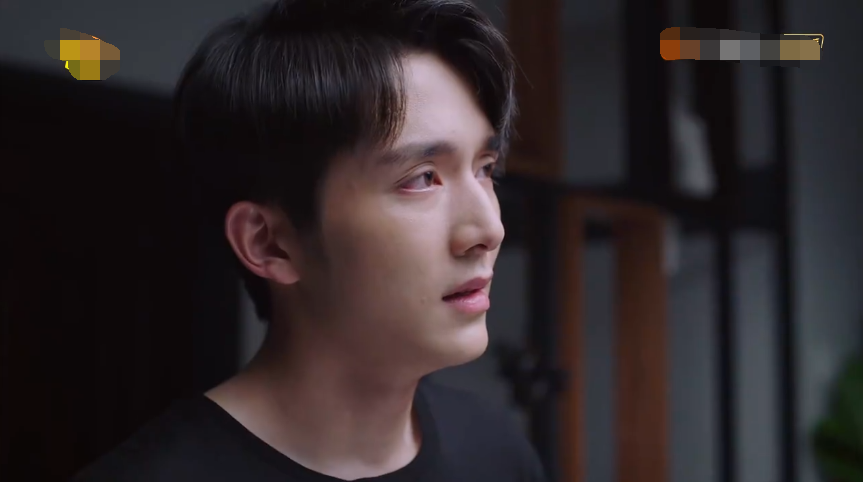 以家人之名|以家人之名：凌霄尖尖恋情公布，子秋落泪让人心疼，他输在哪里？