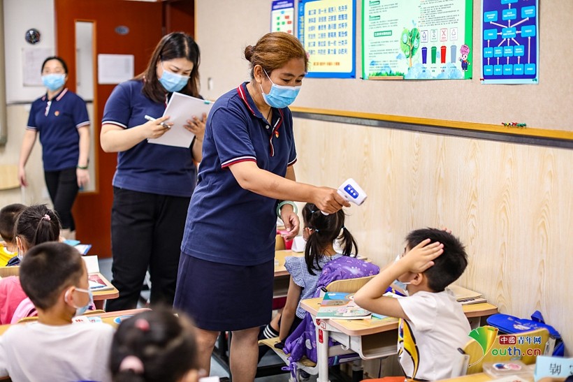 北京|59万人进校园 北京中小学六个年级开学