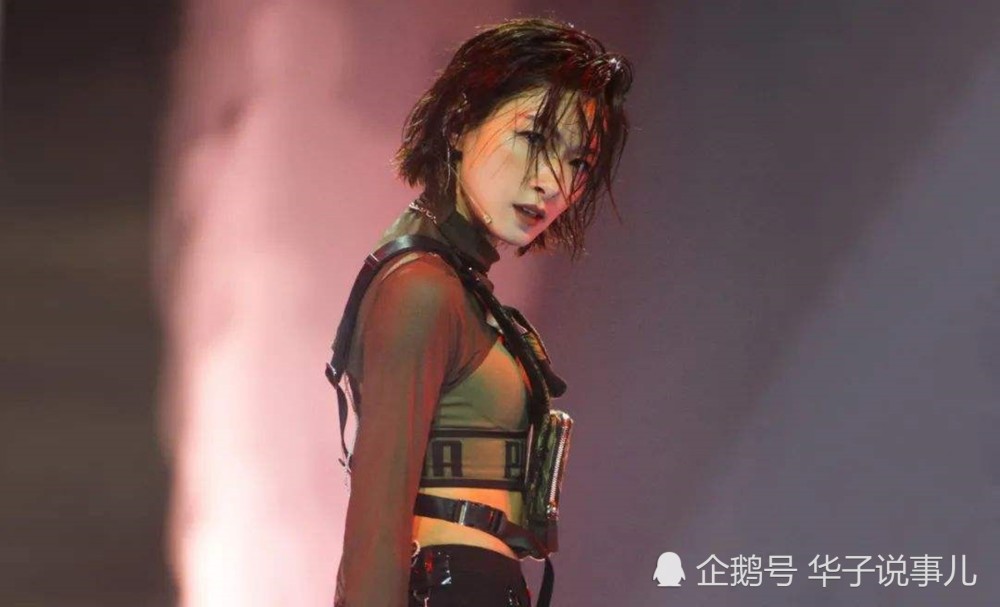 乘风破浪的姐姐|万茜点赞宁静郁可唯负面评论，还没回应，网友已指出这不可能手滑