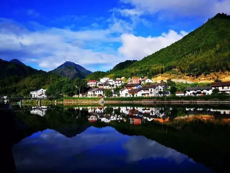 漫步乡村龙泉美景如画来