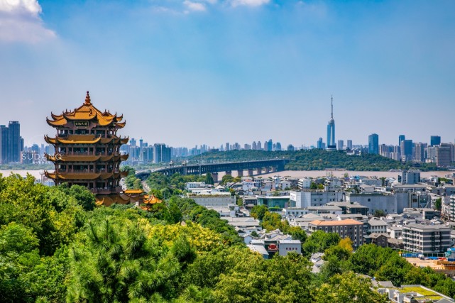 武汉三镇之一的武昌，历史地位重大，1800年的古城注定不平凡_腾讯新闻